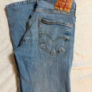 Levi's Men's Light Blue Straight Jeans